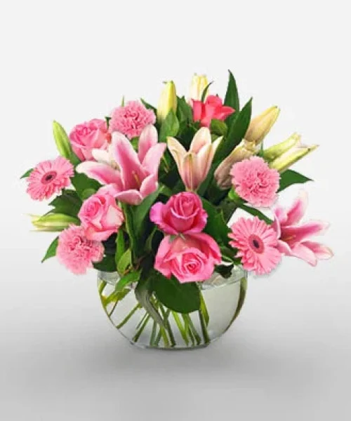 Pink_Roses_and_Pink_Spray_Carnations img