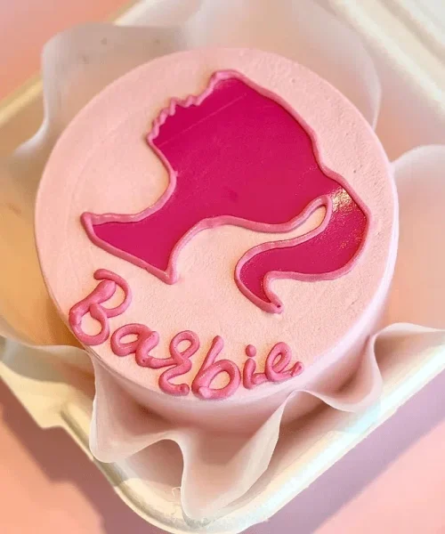 bento-barbie-cake.png