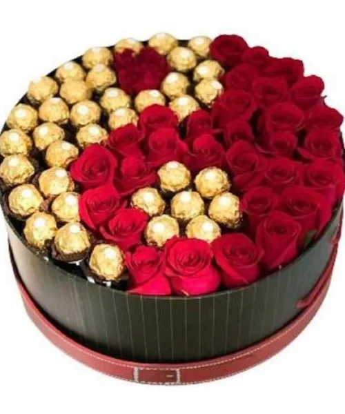 red-roses-with-ferrero-sweet-box-img